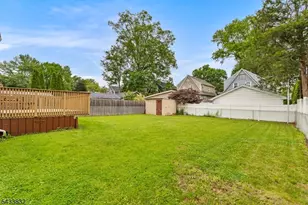 477 Grove St, Rahway, NJ 07065 - Photo 32