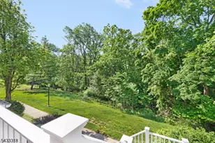 77 Encampment Dr, Bedminster Township, NJ 07921 - Photo 2