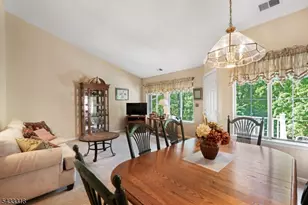 77 Encampment Dr, Bedminster Township, NJ 07921 - Photo 4