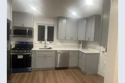 152 Williams Ave, Hasbrouck Heights, NJ 07604 - Photo 2