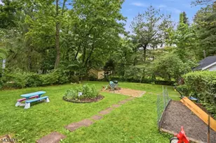 10 Bodnar St, Bernardsville, NJ 07924 - Photo 16