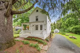 10 Bodnar St, Bernardsville, NJ 07924 - Photo 4