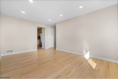 2 Andrew Ct #2, Bloomfield, NJ 07003 - Photo 2