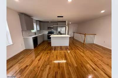 144 Fabyan Pl, Newark, NJ 07112 - Photo 10