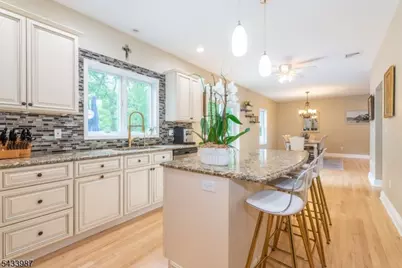 88 Mathews Ave, Riverdale, NJ 07457 - Photo 6