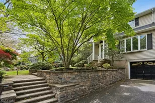 10 Keyes St, Florham Park, NJ 07932 - Photo 1