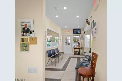 431 Washington Ave, Belleville, NJ 07109 - Photo 8