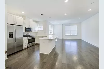 67 Veterans Way, Morris Plains, NJ 07950 - Photo 1