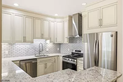 103 Emily Pl, Parsippany, NJ 07054 - Photo 16
