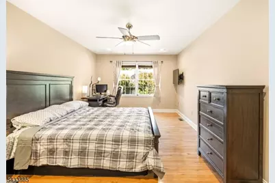 103 Emily Pl, Parsippany, NJ 07054 - Photo 24