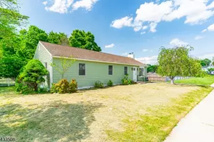 506 Warren St, Hackettstown, NJ 07840 - Photo 4