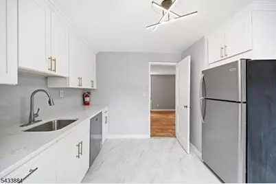 445 Morris Ave, Springfield, NJ 07081 - Photo 14