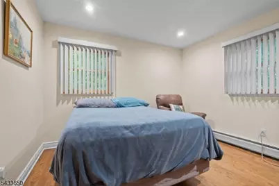17 Foxhill Ln, Ringwood, NJ 07456 - Photo 28