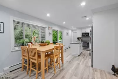 17 Foxhill Ln, Ringwood, NJ 07456 - Photo 20
