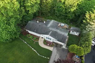 17 Foxhill Ln, Ringwood, NJ 07456 - Photo 50