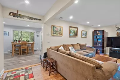 17 Foxhill Ln, Ringwood, NJ 07456 - Photo 6