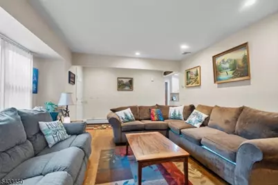 17 Foxhill Ln, Ringwood, NJ 07456 - Photo 8