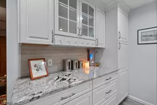 17 Foxhill Ln, Ringwood, NJ 07456 - Photo 14