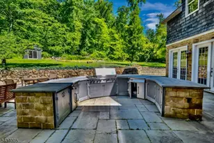 3 Laurel Ln, Chester, NJ 07930 - Photo 10