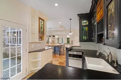 3 Laurel Ln, Chester, NJ 07930 - Photo 12