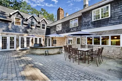 3 Laurel Ln, Chester, NJ 07930 - Photo 2