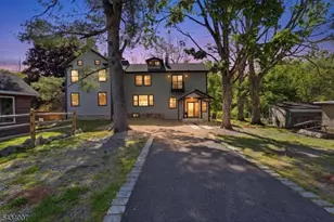 525 Hope Blairstown Rd, Hope Township, NJ 07825 - Photo 2