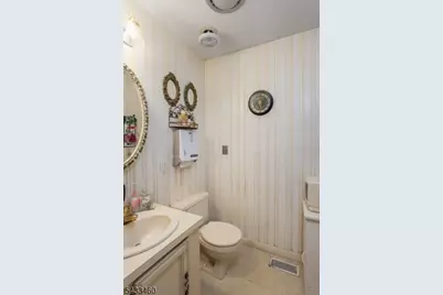 110 Edgewood Ave, Green Brook Township, NJ 08812 - Photo 20
