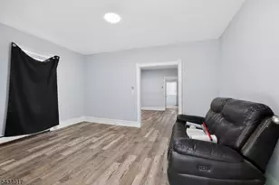 582 Roseberry St, Phillipsburg, NJ 08865 - Photo 22