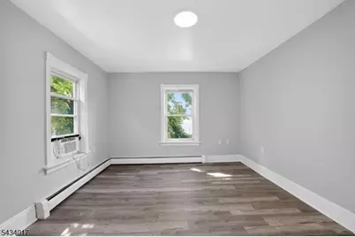 582 Roseberry St, Phillipsburg, NJ 08865 - Photo 18