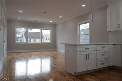 109 N 2nd St, Harrison, NJ 07029 - Photo 2