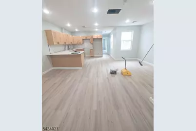86 Linden Ave, Irvington, NJ 07111 - Photo 1