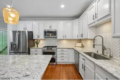 170 Madison Ave #7, Morristown, NJ 07960 - Photo 8