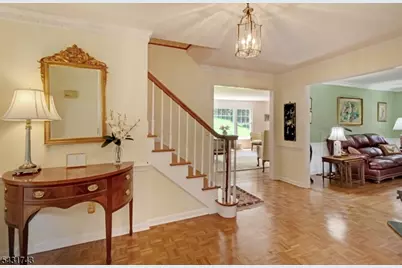 47 Lisa Dr, Chatham Township, NJ 07928 - Photo 10