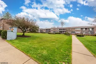 580 Bloomfield Ave, West Caldwell, NJ 07006 - Photo 2
