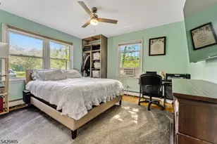 24 High St, Bloomsbury, NJ 08804 - Photo 20
