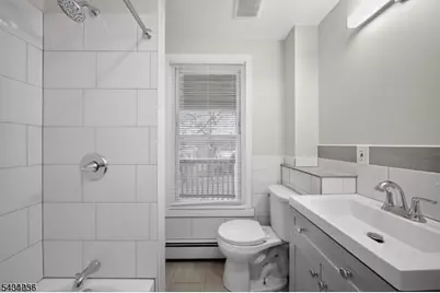 271 Mount Vernon Ave, Orange, NJ 07050 - Photo 4