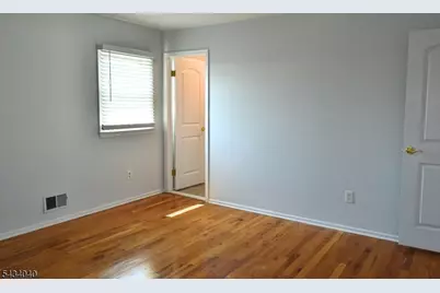 10 Garden Dr #2, Elmwood Park, NJ 07407 - Photo 16