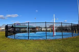 10 Garden Dr, Elmwood Park, NJ 07407 - Photo 36