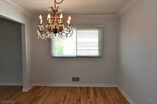 10 Garden Dr, Elmwood Park, NJ 07407 - Photo 8