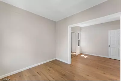 308 Rosehill Pl, Elizabeth, NJ 07202 - Photo 6