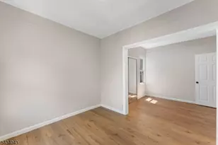 308 Rosehill Pl, Elizabeth, NJ 07202 - Photo 6