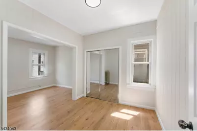 308 Rosehill Pl, Elizabeth, NJ 07202 - Photo 4