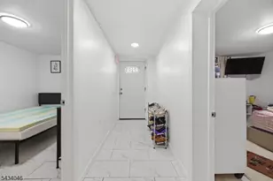 94 Eaton Pl, East Orange, NJ 07017 - Photo 22