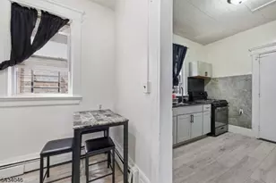 94 Eaton Pl, East Orange, NJ 07017 - Photo 14