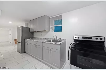 94 Eaton Pl, East Orange, NJ 07017 - Photo 18