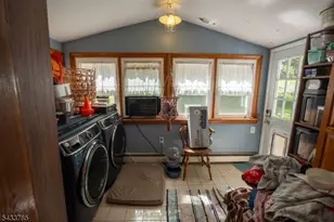 30 Mountainview Ave, Mount Arlington, NJ 07856 - Photo 16