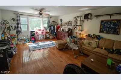 30 Mountainview Ave, Mount Arlington, NJ 07856 - Photo 8
