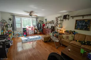 30 Mountainview Ave, Mount Arlington, NJ 07856 - Photo 8