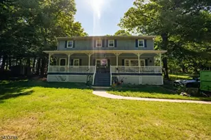 30 Mountainview Ave, Mount Arlington, NJ 07856 - Photo 1