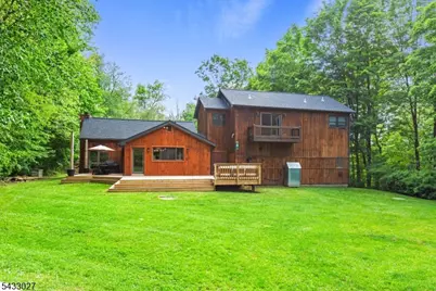 625 Maxim Dr, Hopatcong, NJ 07821 - Photo 4